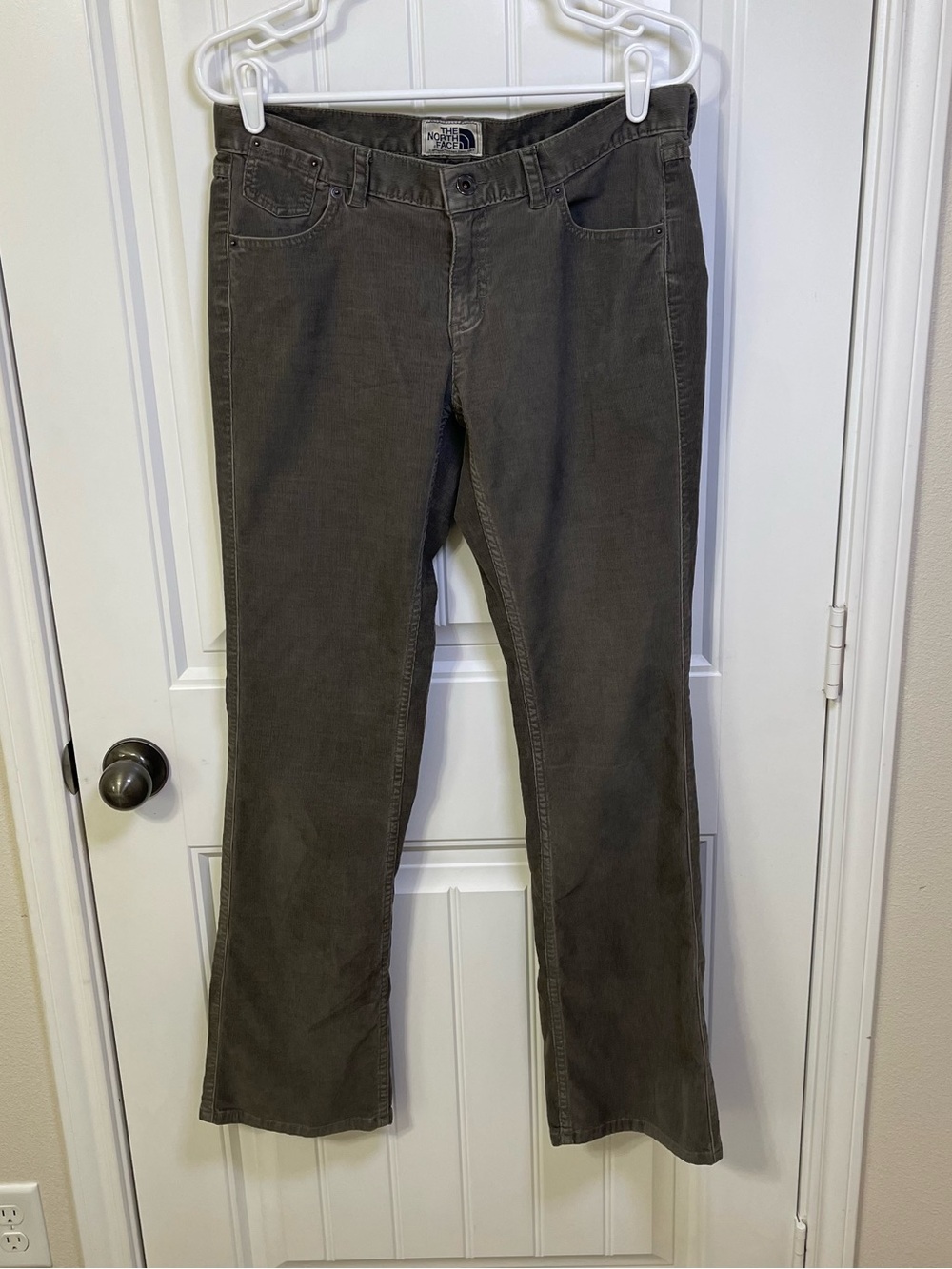 The North Face Olive Gray Corduroy Straight Leg Pants Women’s Size 10